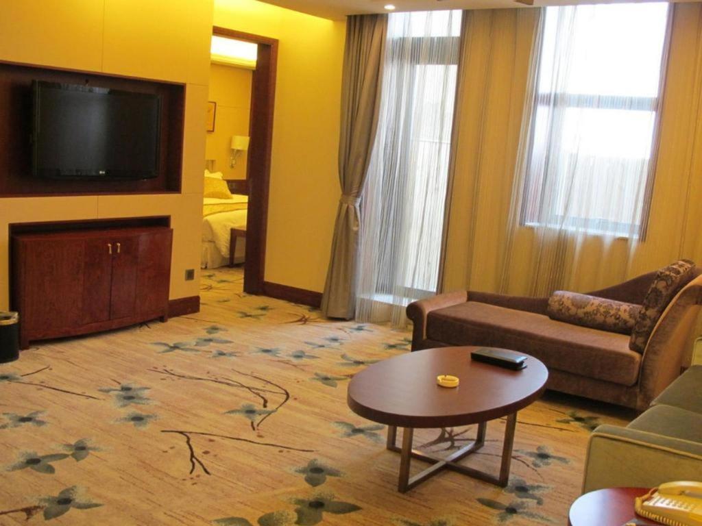 Dezhou Regal Kangbo Hotel Zewnętrze zdjęcie