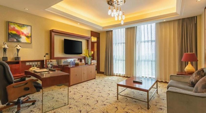 Dezhou Regal Kangbo Hotel Zewnętrze zdjęcie
