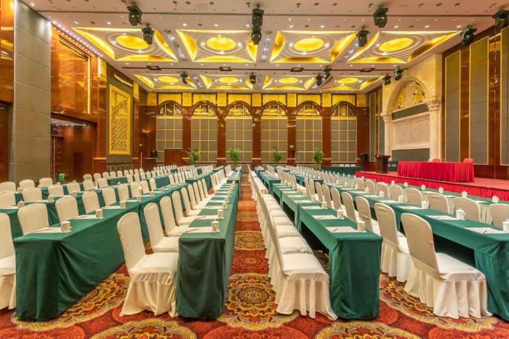 Dezhou Regal Kangbo Hotel Zewnętrze zdjęcie